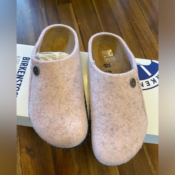 Birkenstock Other - Birkenstock Zermatt Rivet clog